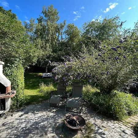 On Large Nature Plot Semesterbostad *